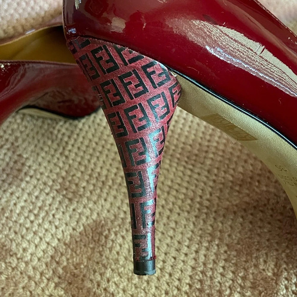 Fendi Burgundy Patent Leather Heels - Picture 16 of 16